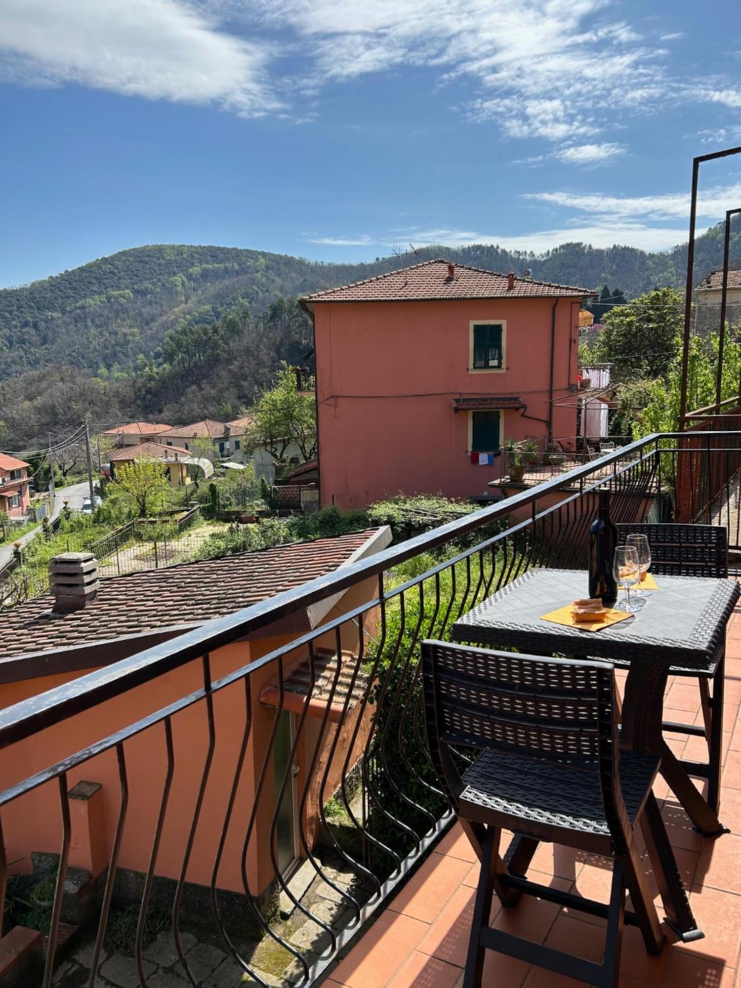 Ca De Igiu-Biassa-Cinque Terre Lägenhet Exteriör bild